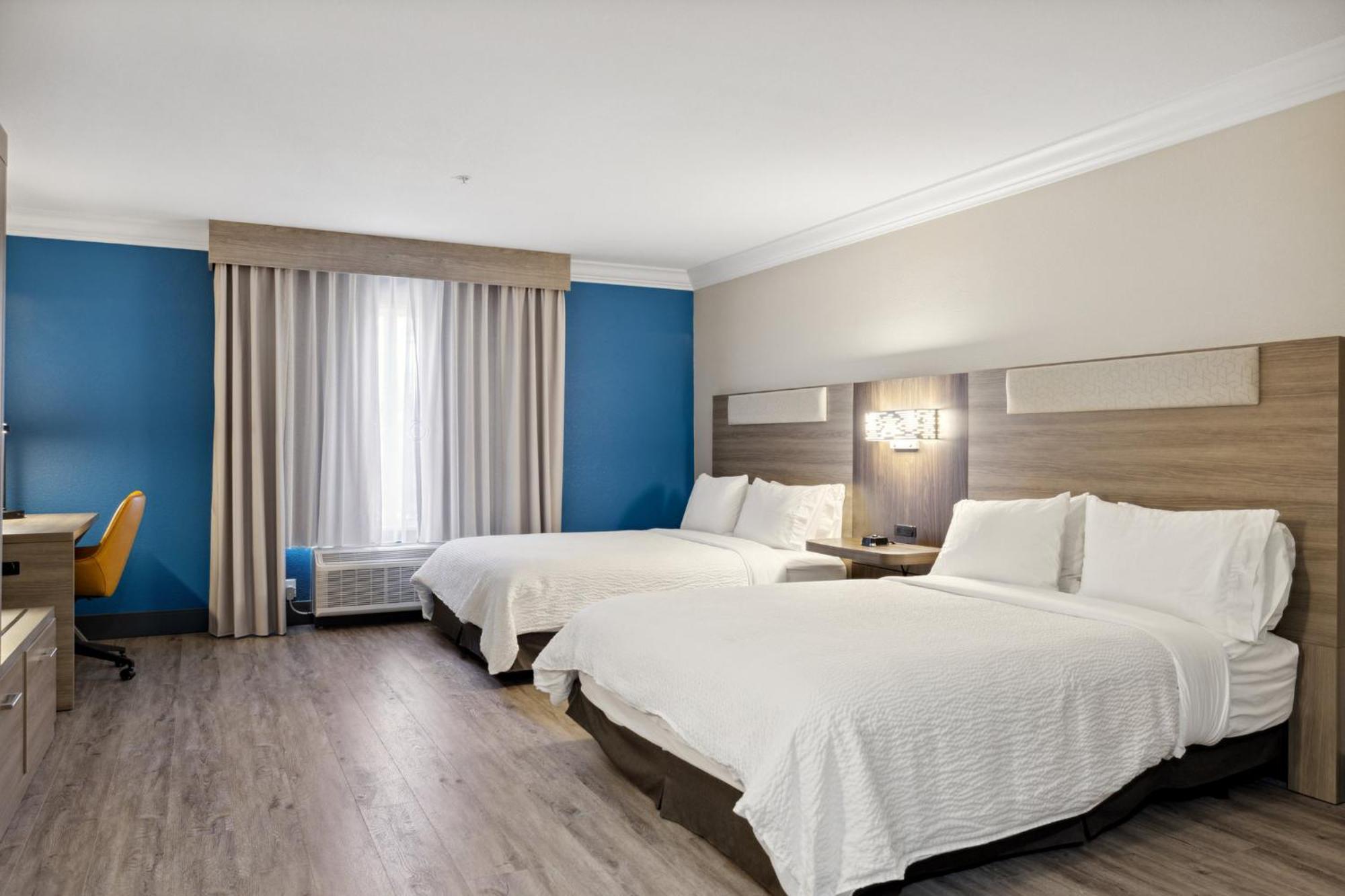 Holiday Inn Express Hotel & Suites Vacaville By Ihg Buitenkant foto