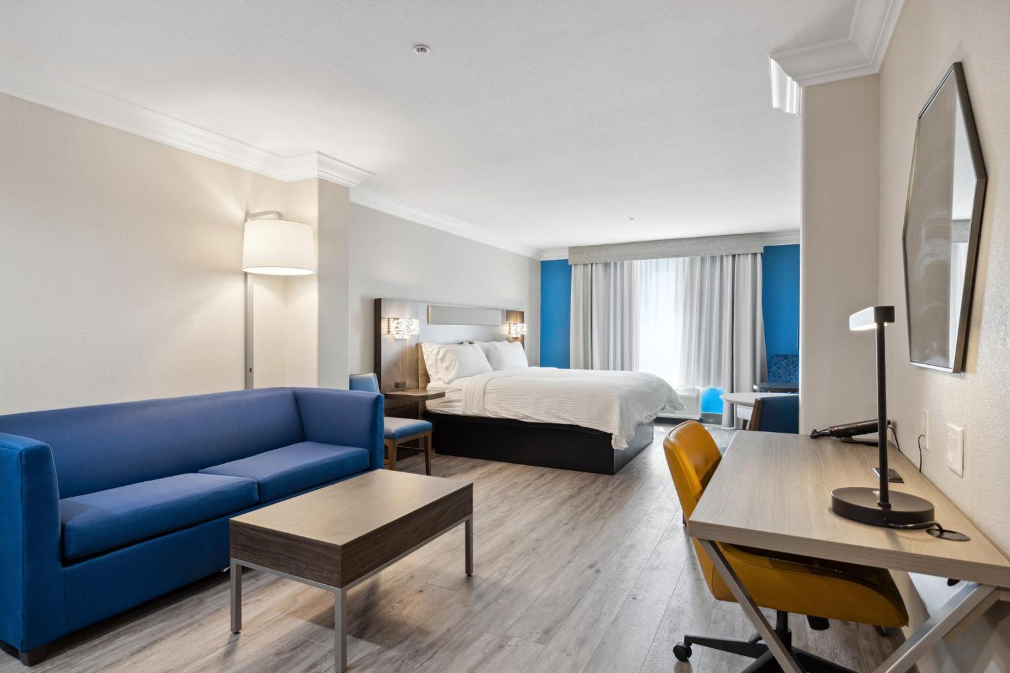 Holiday Inn Express Hotel & Suites Vacaville By Ihg Buitenkant foto