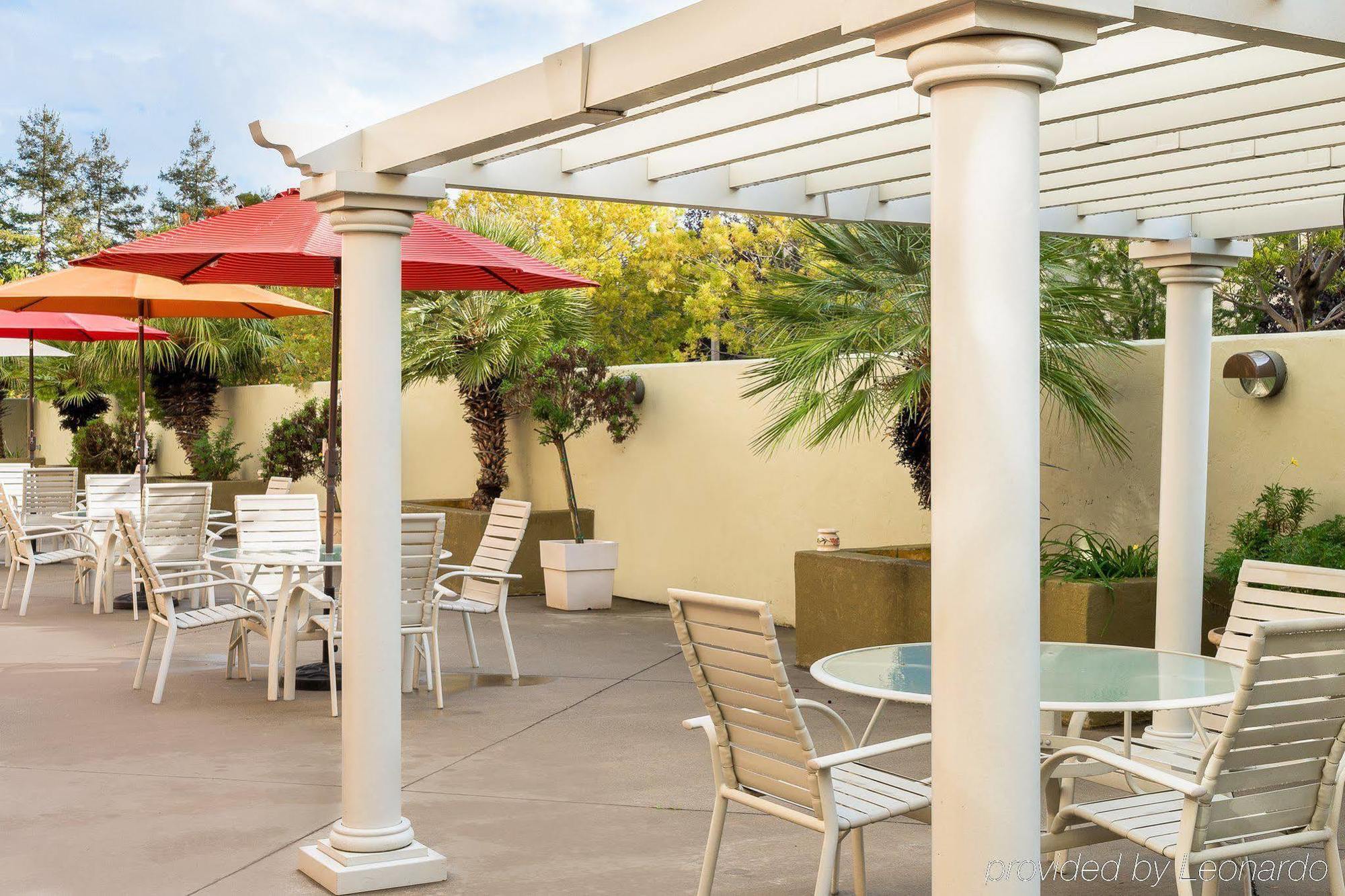 Holiday Inn Express Hotel & Suites Vacaville By Ihg Buitenkant foto